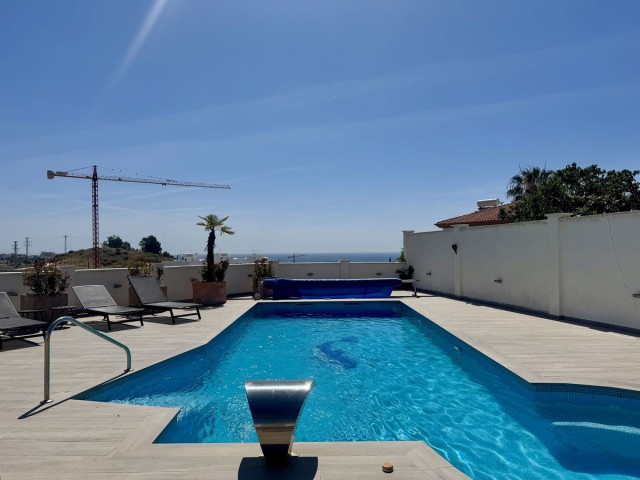 4 Makuuhuoneen Huvila Estepona