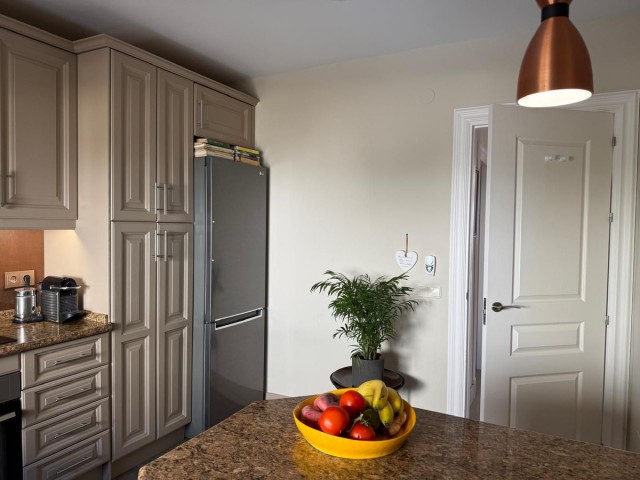 Apartamento con 3 Dormitorios  en Málaga