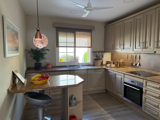 Apartamento con 3 Dormitorios  en Málaga