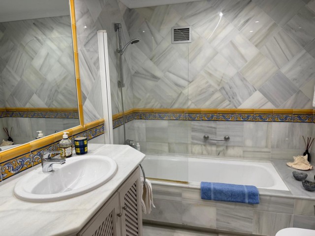 Apartamento con 3 Dormitorios  en Málaga