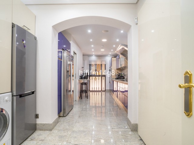 2 Bedrooms Apartment in Puerto Banús