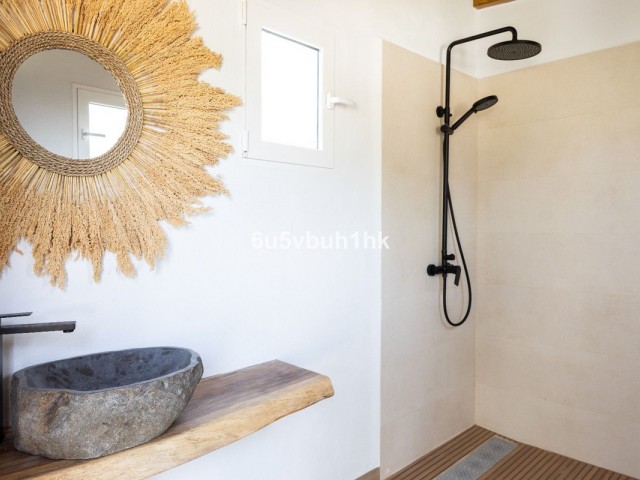 4 Bedrooms Villa in Mijas