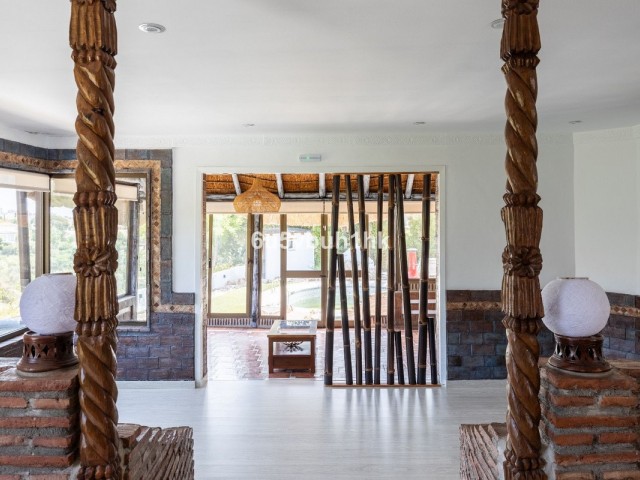 4 Bedrooms Villa in Mijas