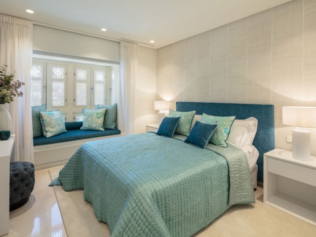 6 Bedrooms Apartment in Marbella