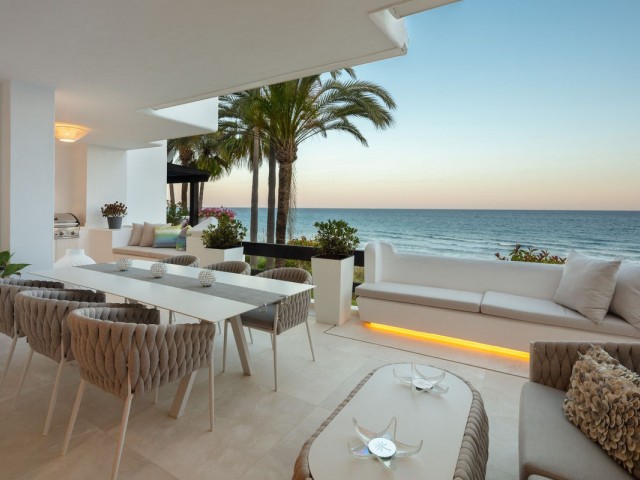 6 Bedrooms Apartment in Marbella