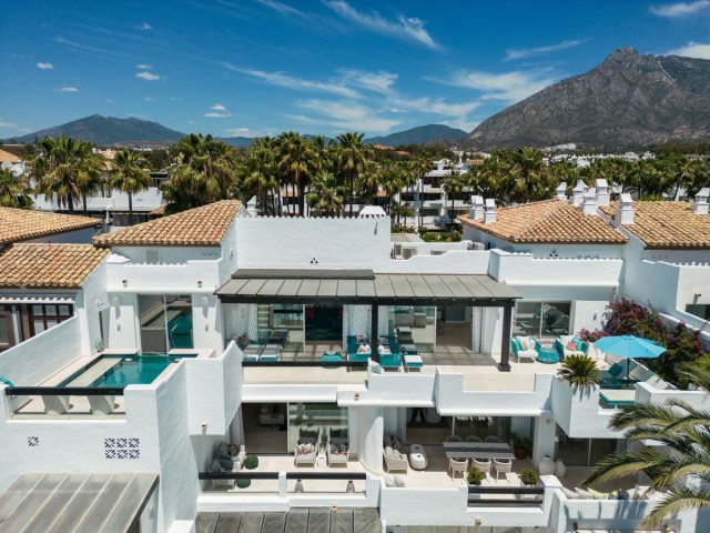 6 Bedrooms Apartment in Marbella