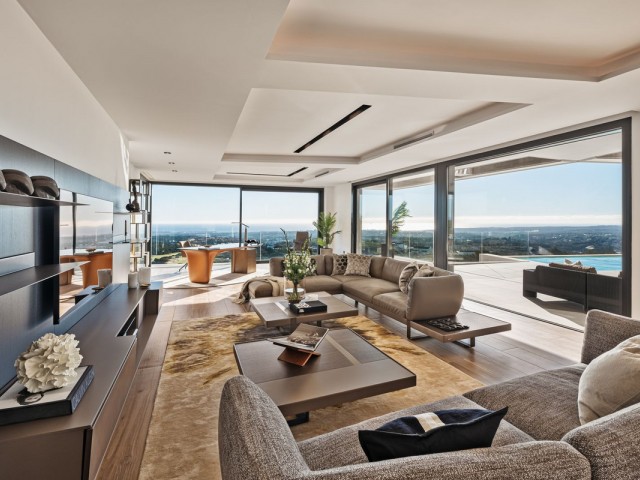 5 Bedrooms Villa in Sotogrande