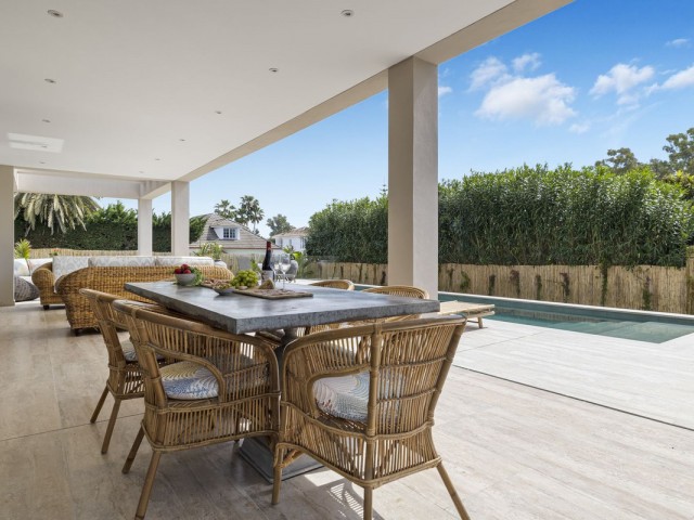 5 Bedrooms Villa in San Pedro de Alcántara