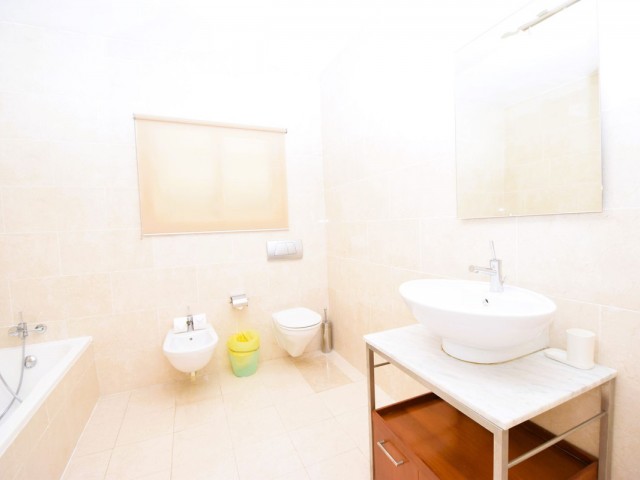 3 Bedrooms Villa in Mijas Costa