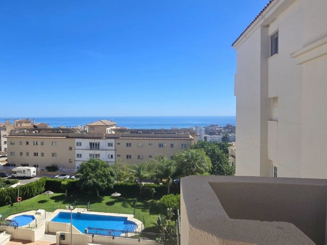 Apartment, Arroyo de la Miel, R5163787