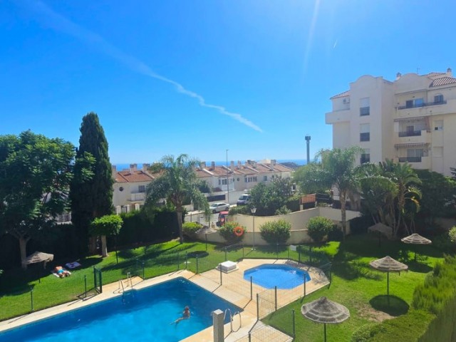 Apartment, Arroyo de la Miel, R5163787