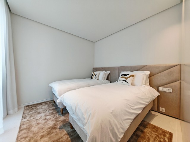Apartamento con 3 Dormitorios  en Ojén