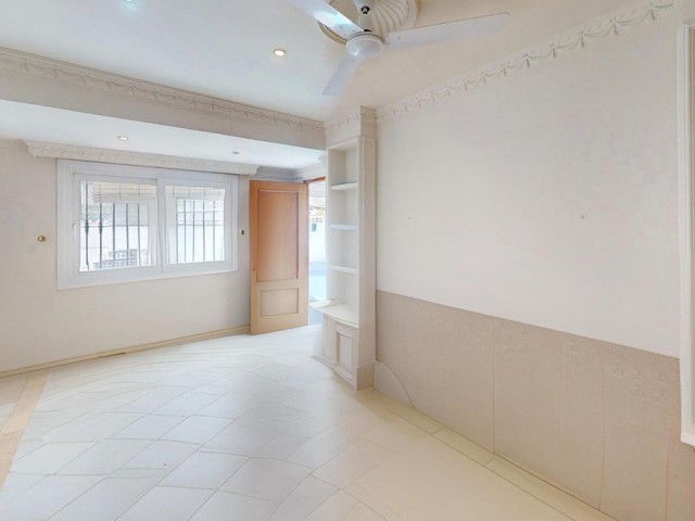 4 Bedrooms Villa in Costalita