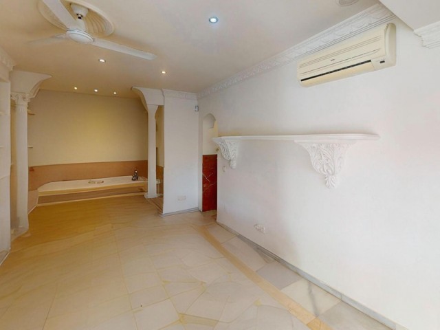 4 Bedrooms Villa in Costalita