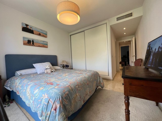 Apartamento con 2 Dormitorios  en Guadalmina Alta