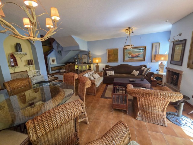 3 Slaapkamer Rijtjeshuis in Casares Playa