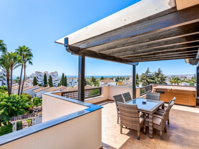 Penthouse in Nueva Andalucía