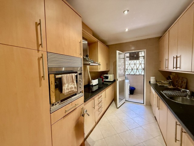 2 Bedrooms Apartment in Elviria