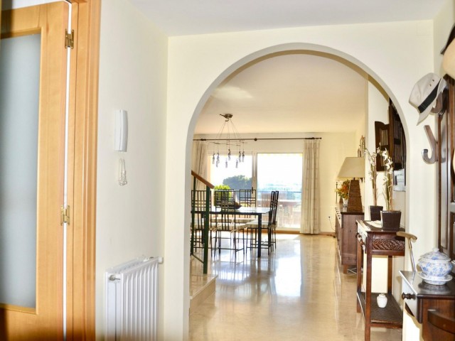 4 Soveroms Leilighet i Guadalmina Alta