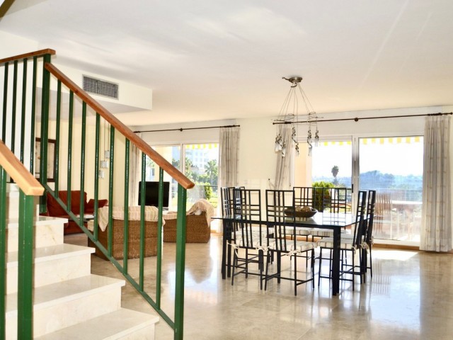 4 Soveroms Leilighet i Guadalmina Alta