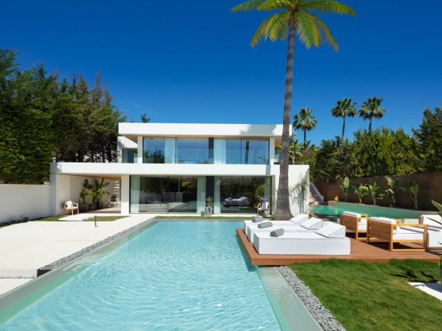 4 Soveroms Villa i Nueva Andalucía
