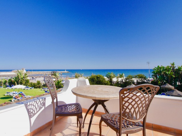 Penthouse avec 3 Chambres  à Puerto de Cabopino