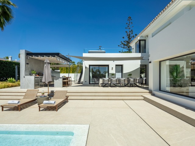 6 Soveroms Villa i Nueva Andalucía