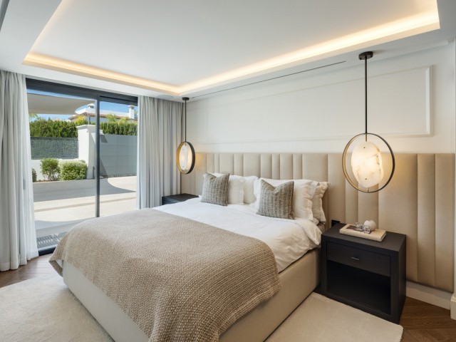 6 Soveroms Villa i Nueva Andalucía