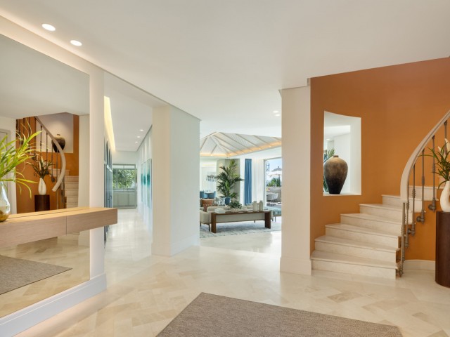 7 Makuuhuoneen Huvila Monte Halcones