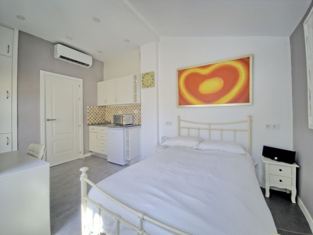 6 Bedrooms Townhouse in Nueva Andalucía