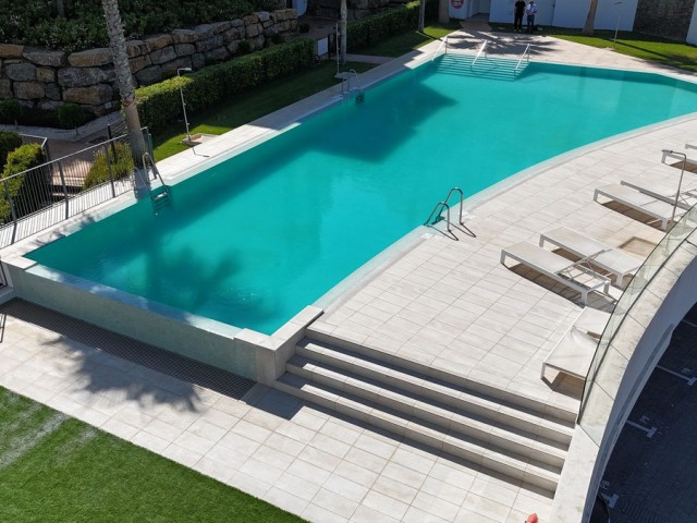 3 Makuuhuoneen Huoneisto Estepona