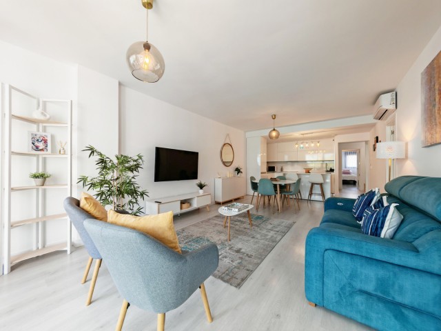 Apartment, Mijas Costa, R5165038