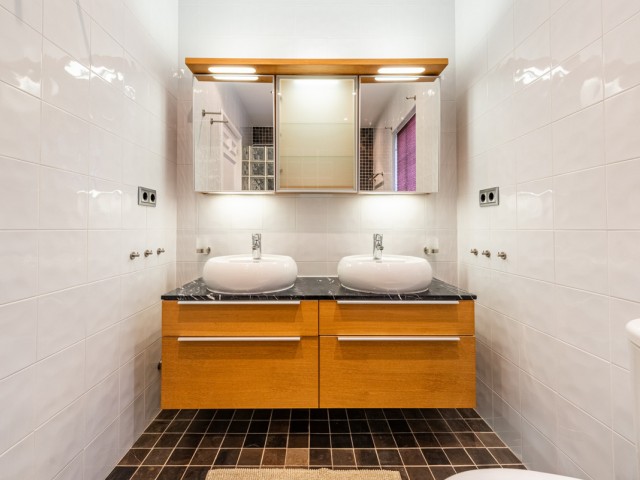 3 Bedrooms Apartment in Benahavís