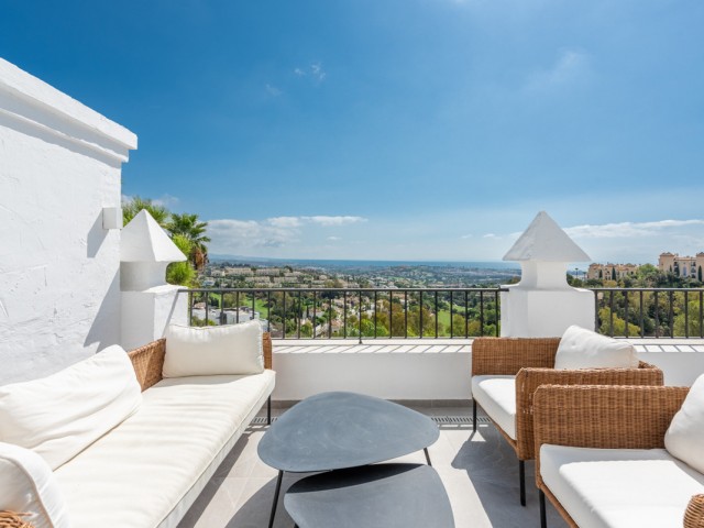 3 Bedrooms Apartment in Benahavís