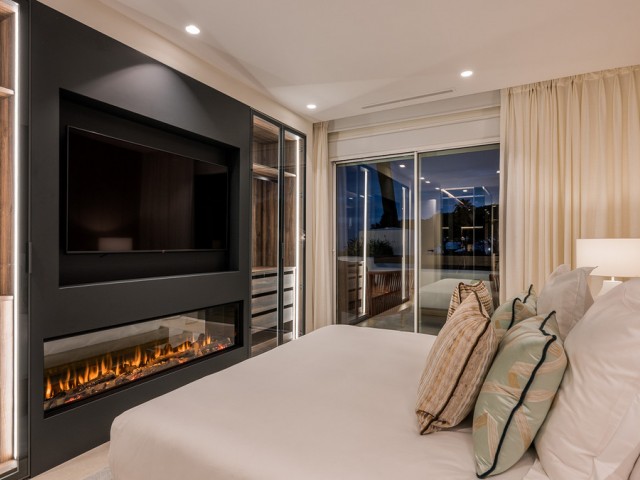 6 Bedrooms Apartment in Marbella