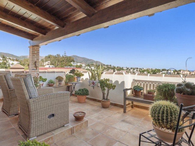 5 Bedrooms Villa in Mijas Costa