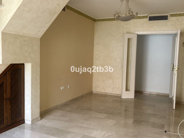 3 Makuuhuoneen Huoneisto Estepona