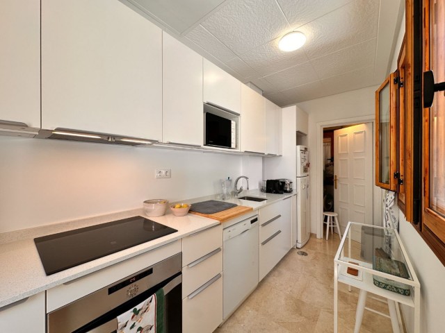 1 Bedrooms Apartment in Nueva Andalucía
