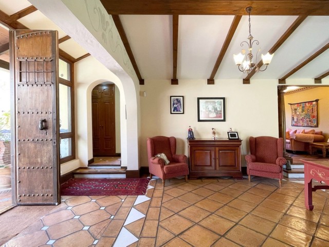 5 Bedrooms Villa in San Pedro de Alcántara