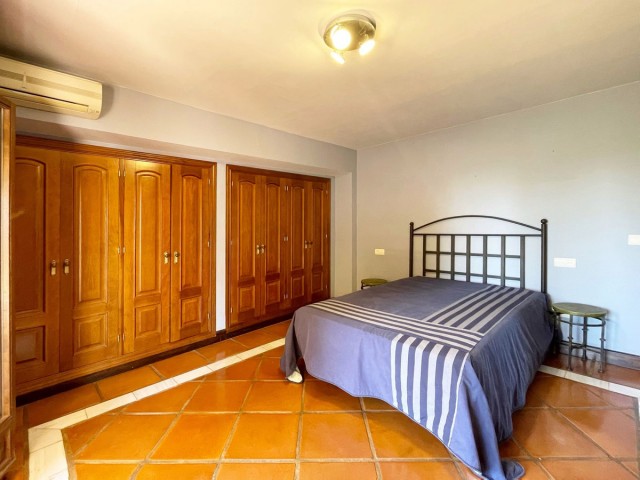 5 Bedrooms Villa in San Pedro de Alcántara