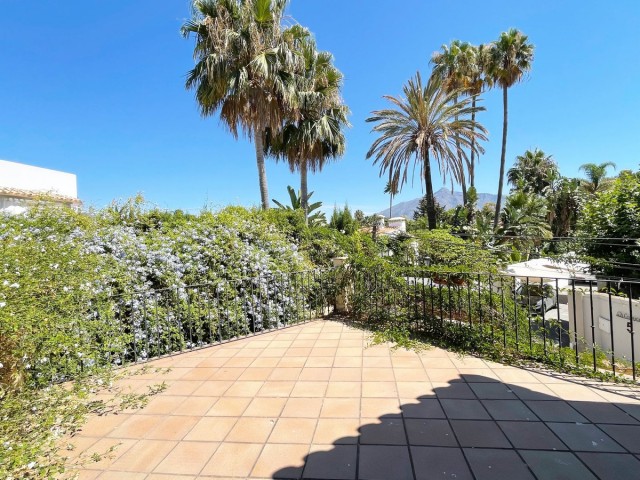 5 Bedrooms Villa in San Pedro de Alcántara