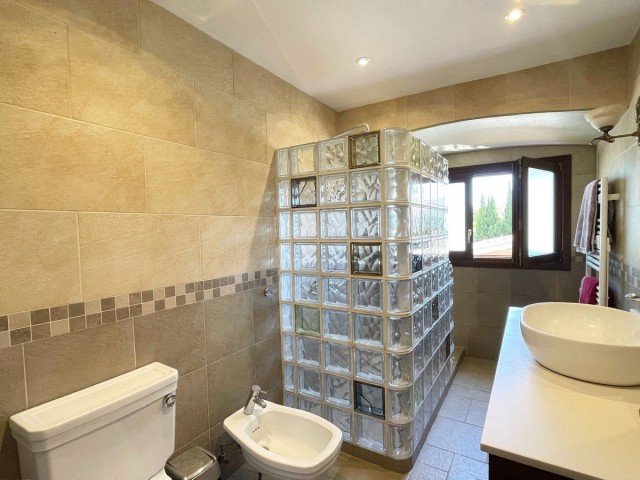5 Bedrooms Villa in San Pedro de Alcántara