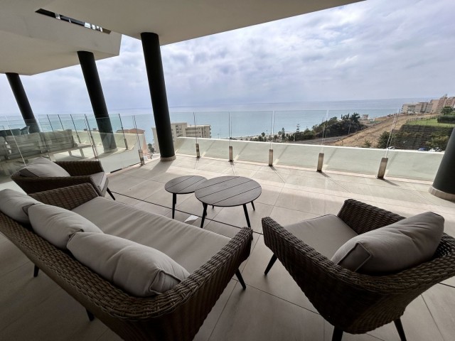 2 Bedrooms Apartment in Fuengirola