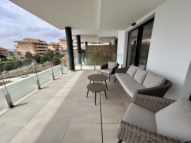 2 Bedrooms Apartment in Fuengirola