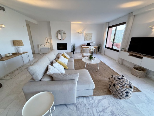 2 Bedrooms Apartment in La Mairena