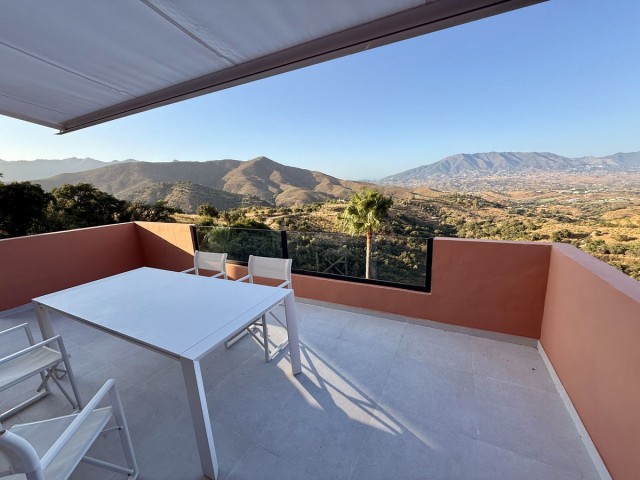 2 Bedrooms Apartment in La Mairena