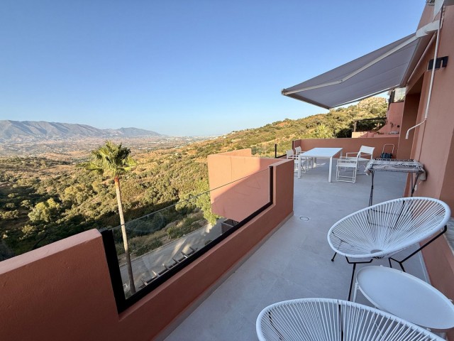 2 Bedrooms Apartment in La Mairena
