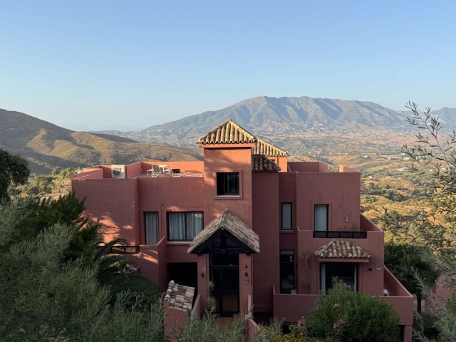 2 Bedrooms Apartment in La Mairena