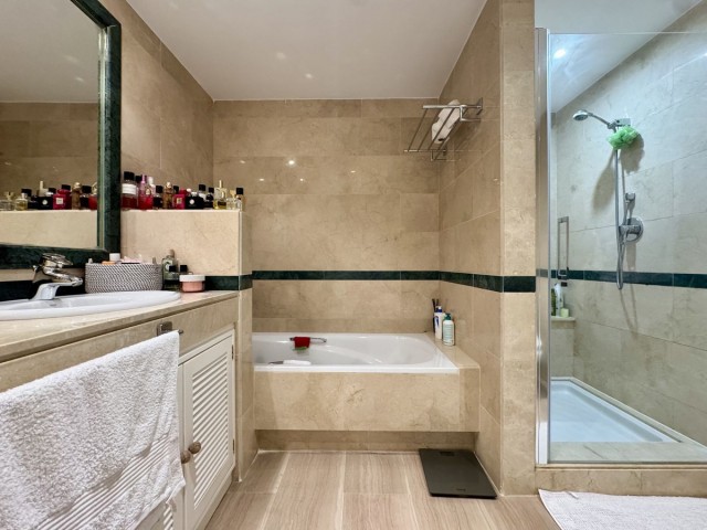 3 Schlafzimmer Apartment in Elviria