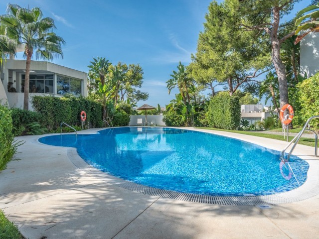 Townhouse, Sierra Blanca, R4840969